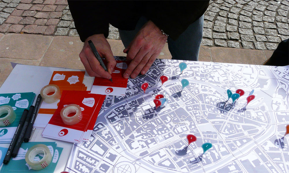 design graphique allez droit au detour