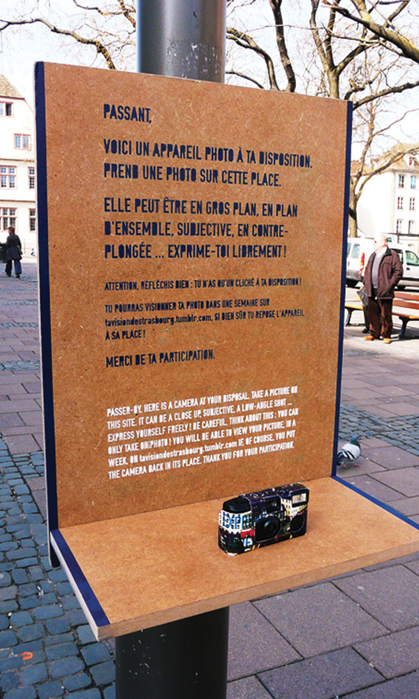 design graphique allez droit au detour